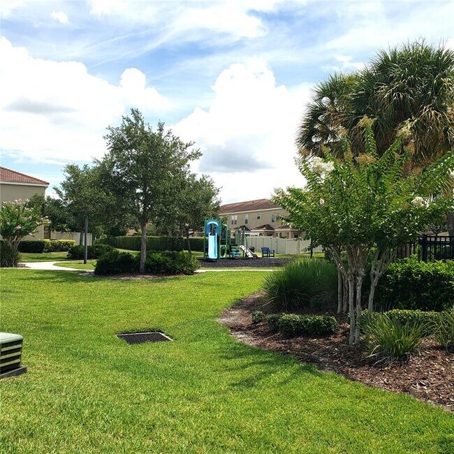 Building Photo - 2020 Leather Fern Dr