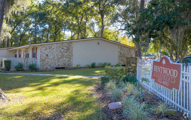 Primary Photo - Bentwood Apartments