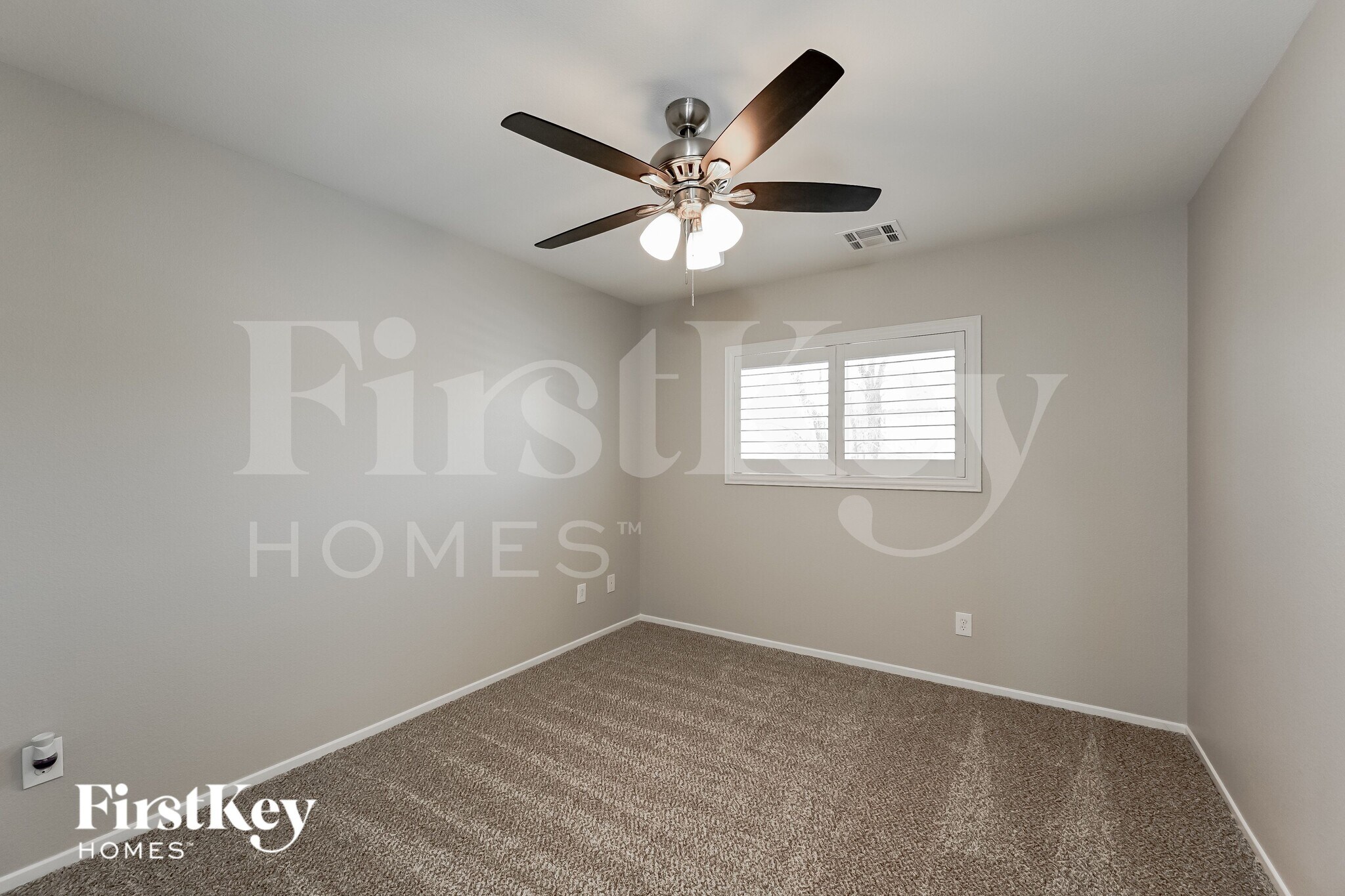 Building Photo - 8302 Time Machine Ave