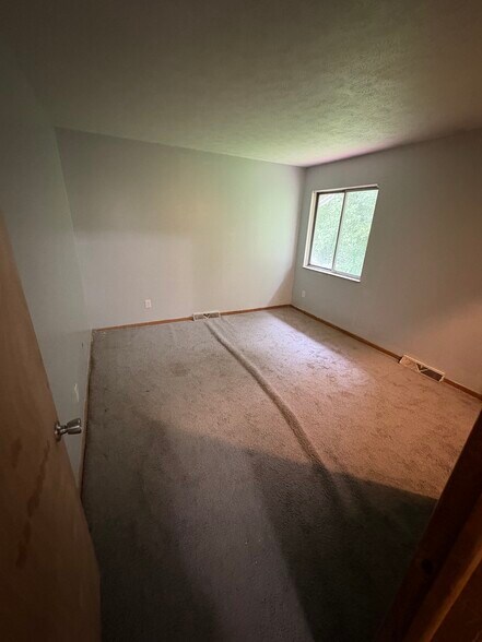 Building Photo - 3864 Cottage Grove Rd