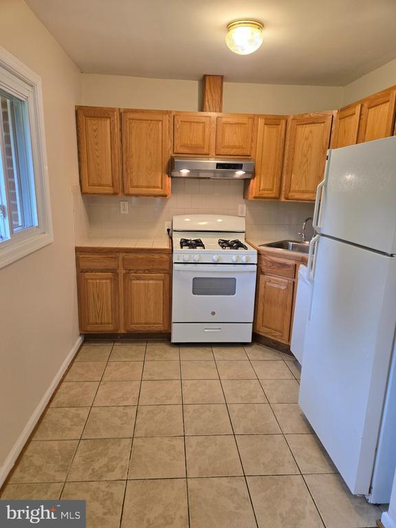 Building Photo - 13118 Vandalia Ct