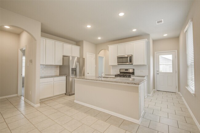 Building Photo - 31319 Palomino Ranch Path