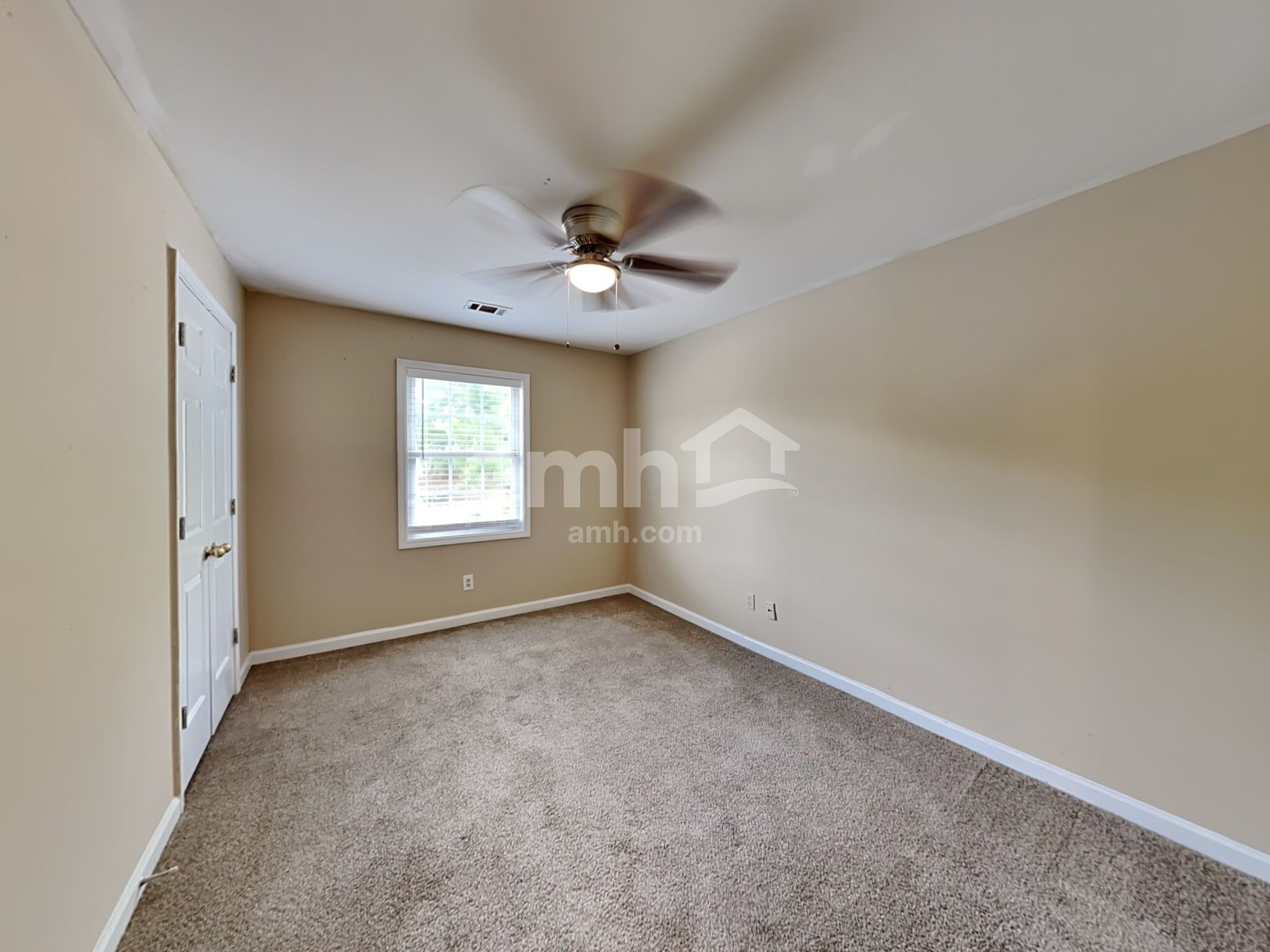 Building Photo - 1165 Pennefeather Ln