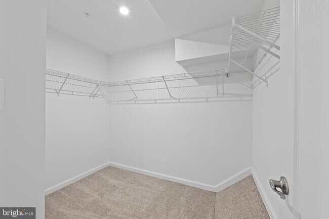 Building Photo - 9942 -A Count Fleet Cres
