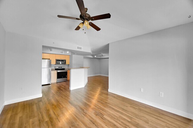 Building Photo - 3620 NW Adriatic Ln