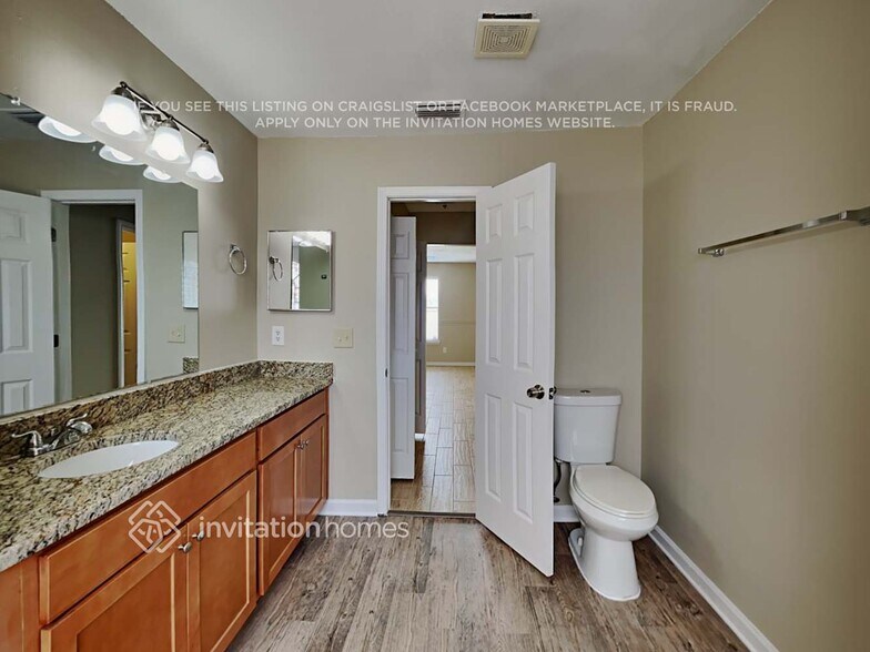 Building Photo - 3755 Arava Dr