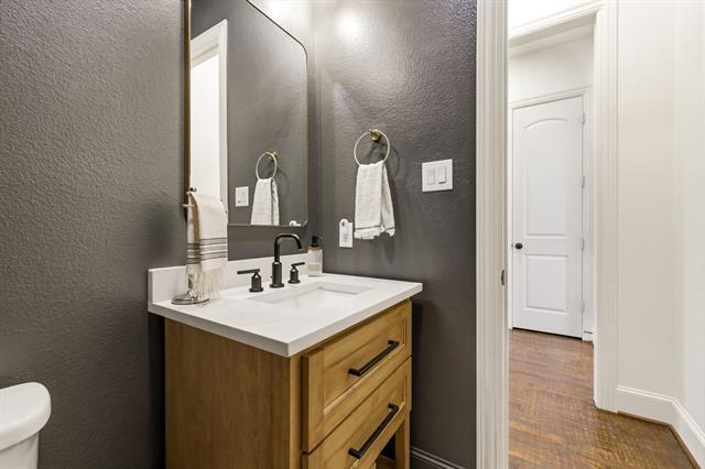 Building Photo - 4101 Chimney Rock Dr
