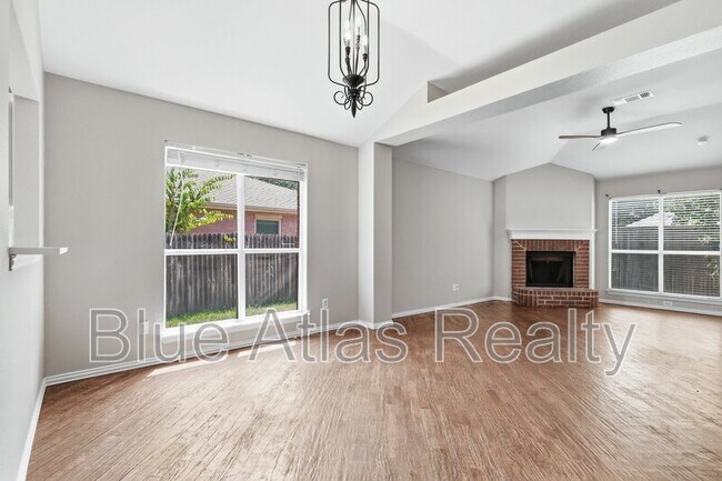 Building Photo - 1012 Waterview Dr