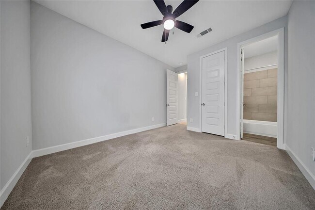 Building Photo - 615 Sand Branch Dr