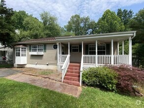 Building Photo - 13 Rocky Stone Dr