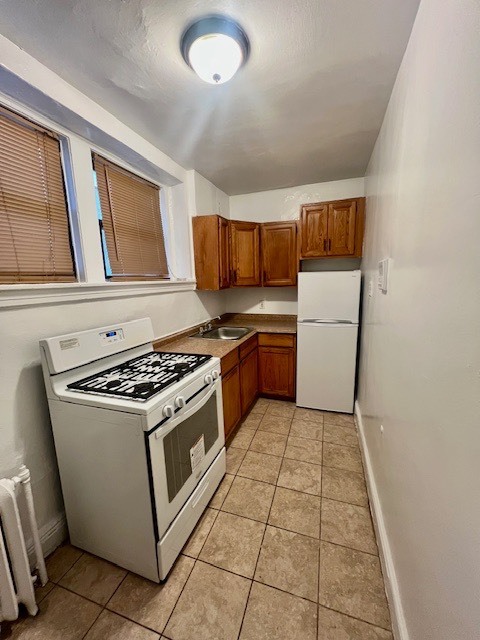 Building Photo - 3 Greenridge Ave