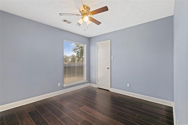 Building Photo - 4203 Bentley Dr
