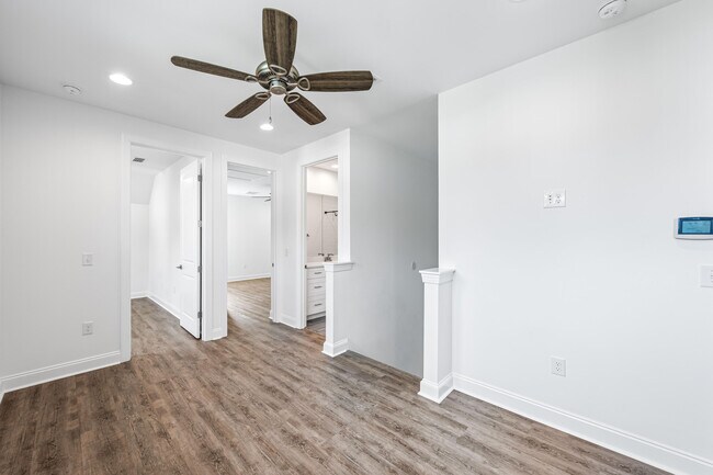 Building Photo - 106 Conifer Ct