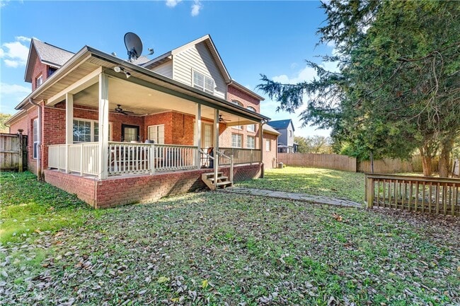 Building Photo - 2265 N Covington Park Blvd