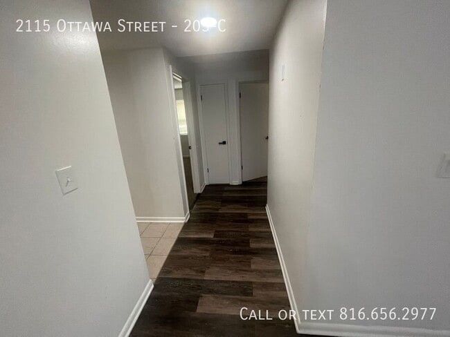 Building Photo - 2115 Ottawa St