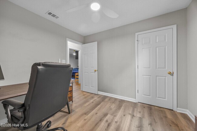 Building Photo - 429 Crow's Nest Ln