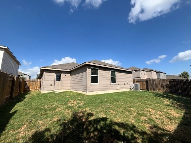 Building Photo - 201 Sunnymeade Ln