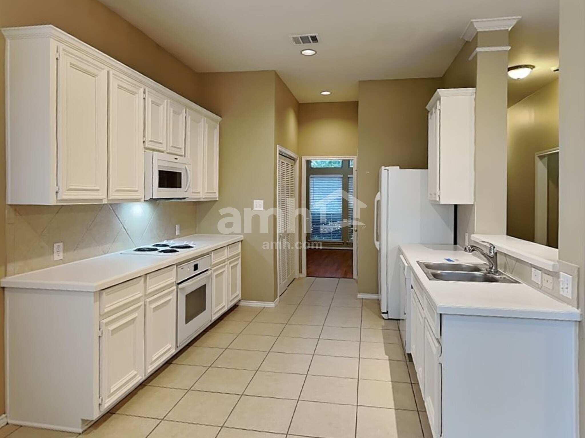 Building Photo - 1451 Sand Lake Ln