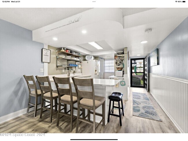 Building Photo - 4105 Ocean Beach Blvd