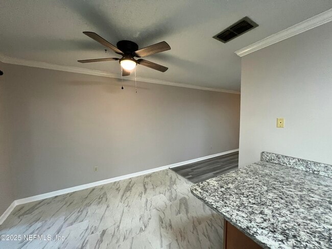 Building Photo - 4022 Laurelwood Dr