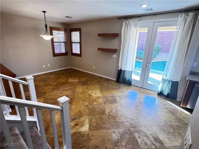 Building Photo - 5361 Candlespice Way