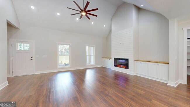 Building Photo - 53 Jericho Ln