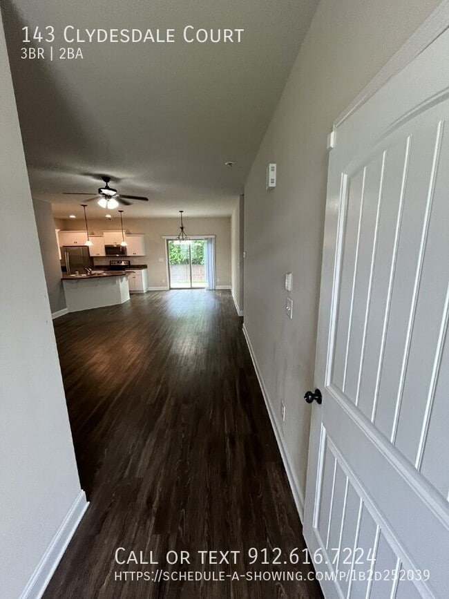 Building Photo - 143 Clydesdale Ct