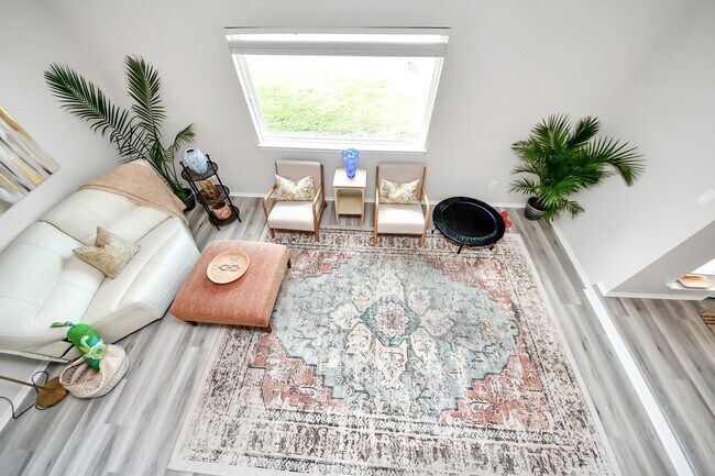 Building Photo - 1902 Kings Arms Way