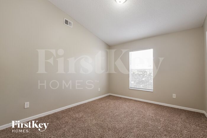 Building Photo - 7535 Groveoak Dr