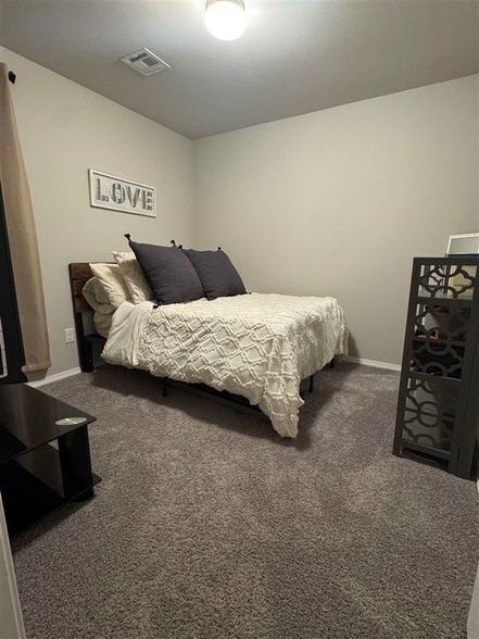 Building Photo - 1718 N Carnley St