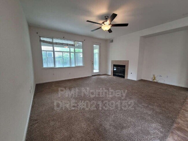 Building Photo - 4051 Sierra Ct