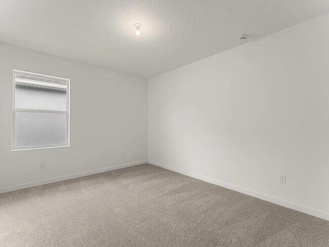 Building Photo - 7292 Lenora Ln