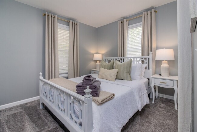 Building Photo - 23366 Hoover Ave