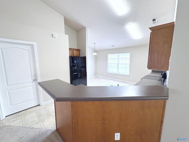 Building Photo - 120 Clover Ridge Dr