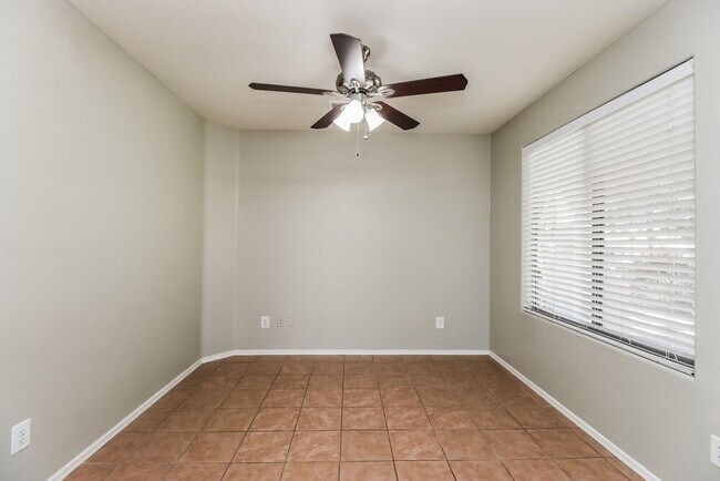 Building Photo - 22272 E Via del Rancho