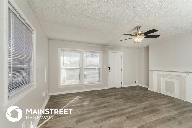 Building Photo - 3901 Smallboat Ct