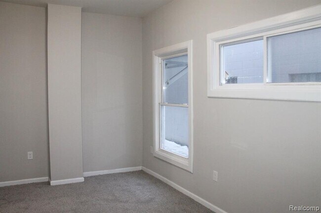 Building Photo - 26 Wabash St