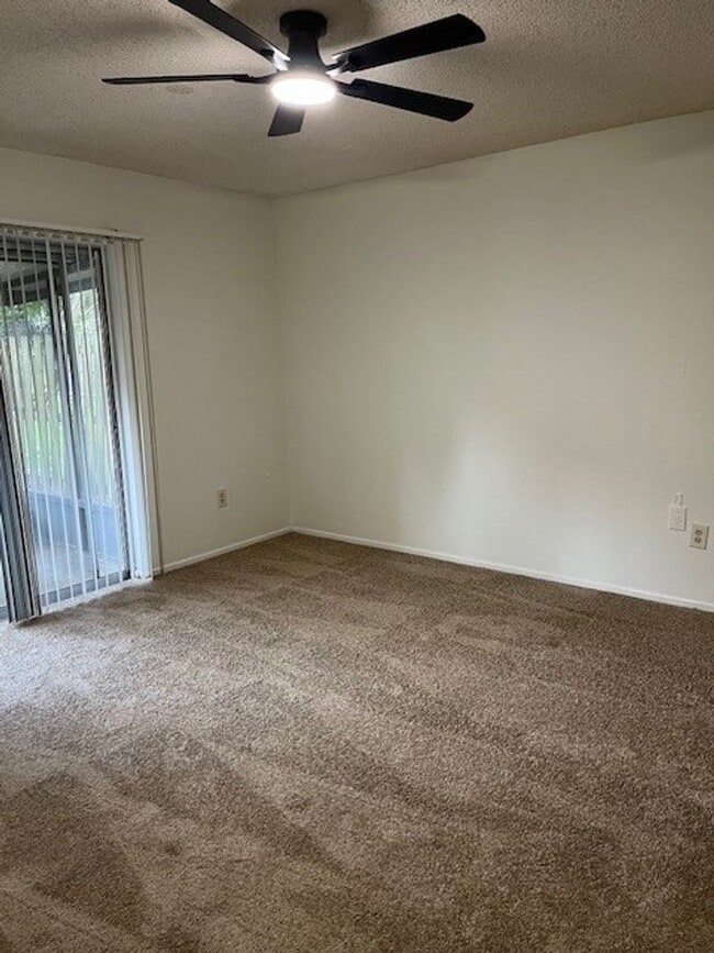 Building Photo - **Goldenrod Villas of Winter Park- 3/2 Vil...