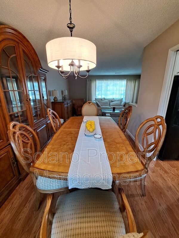 Building Photo - 110 Wayne Ct