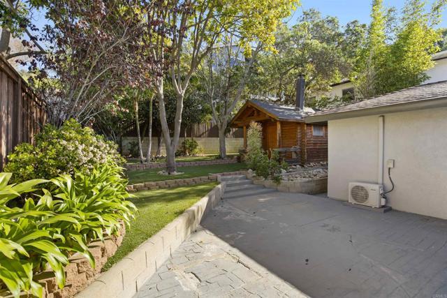 Building Photo - 1531 Glenwood Dr