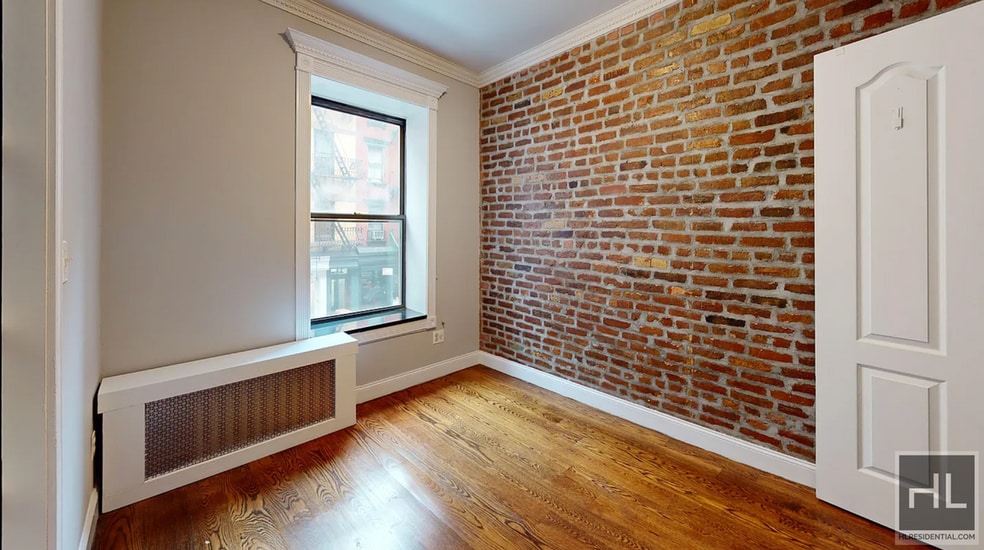 Building Photo - Elizabeth Street