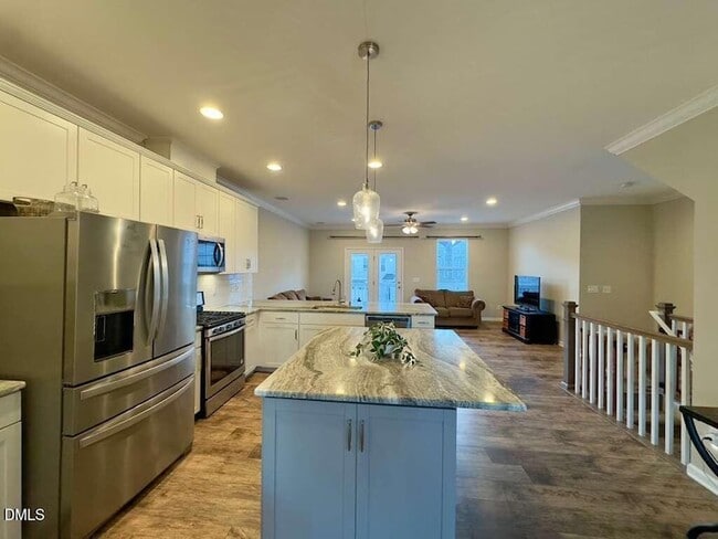 Building Photo - 2223 Chattering Lory Ln