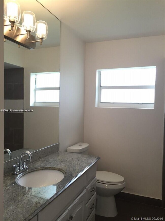 Building Photo - 2449 SW 7th St