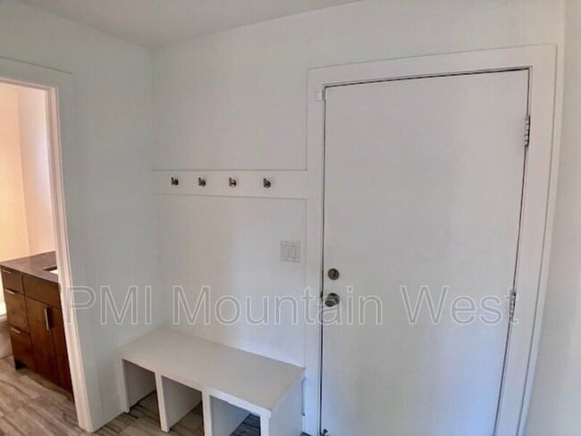 Building Photo - 503 W 2275 N