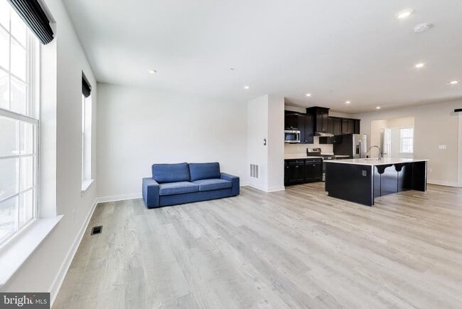 Building Photo - 11330 Meridian Hill Way