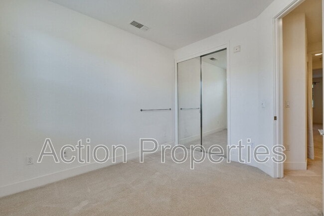 Building Photo - 4206 Rickeys Way