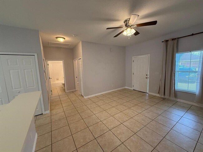 Building Photo - 816 Abbeville Ct