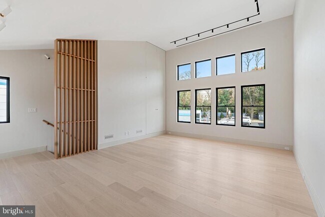 Building Photo - 501 Haddonfield-Berlin Rd