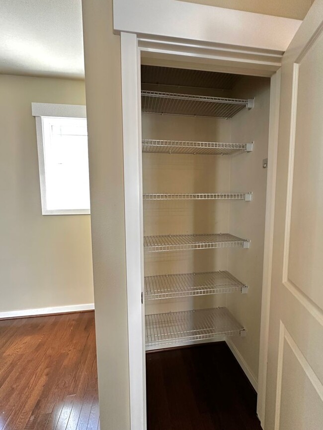 Building Photo - Beautiful, Luminous 2BR | 2.5BA in the Hea...