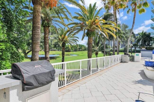 Building Photo - 550 SE Mizner Blvd